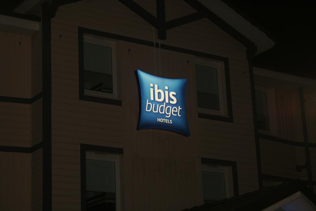 Ibis Budget Coutances Eksteriør billede