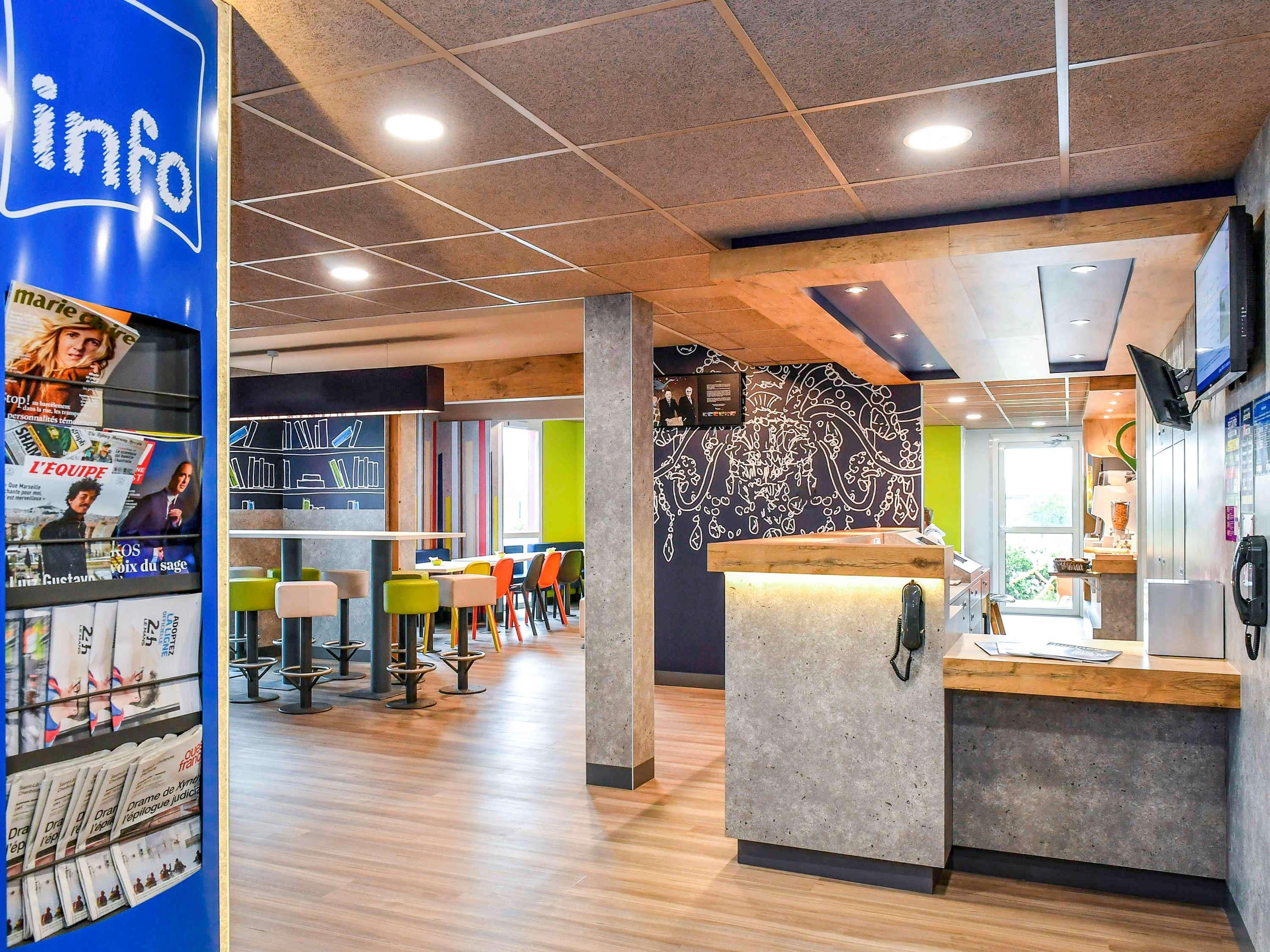 Ibis Budget Coutances Eksteriør billede