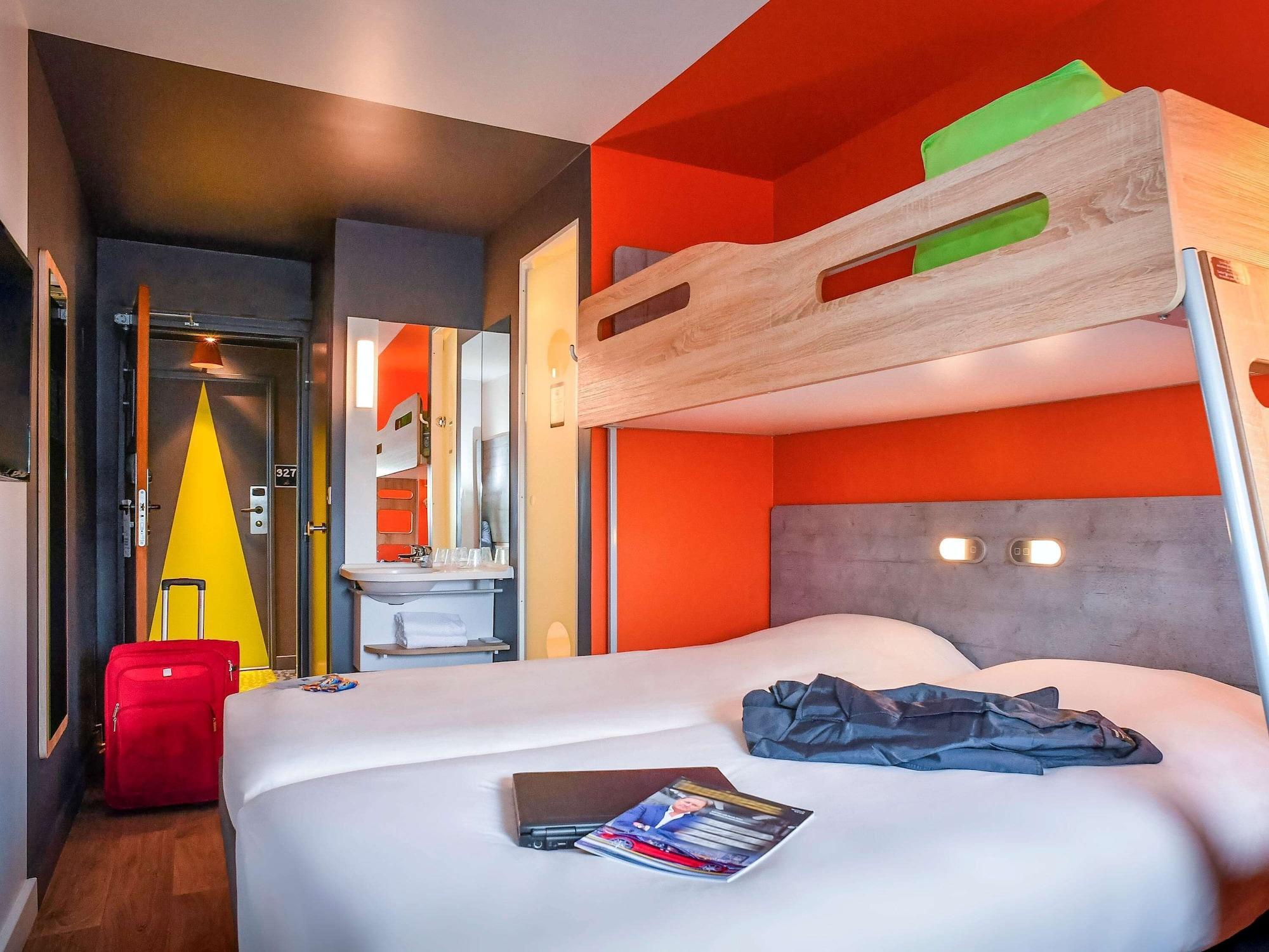 Ibis Budget Coutances Eksteriør billede