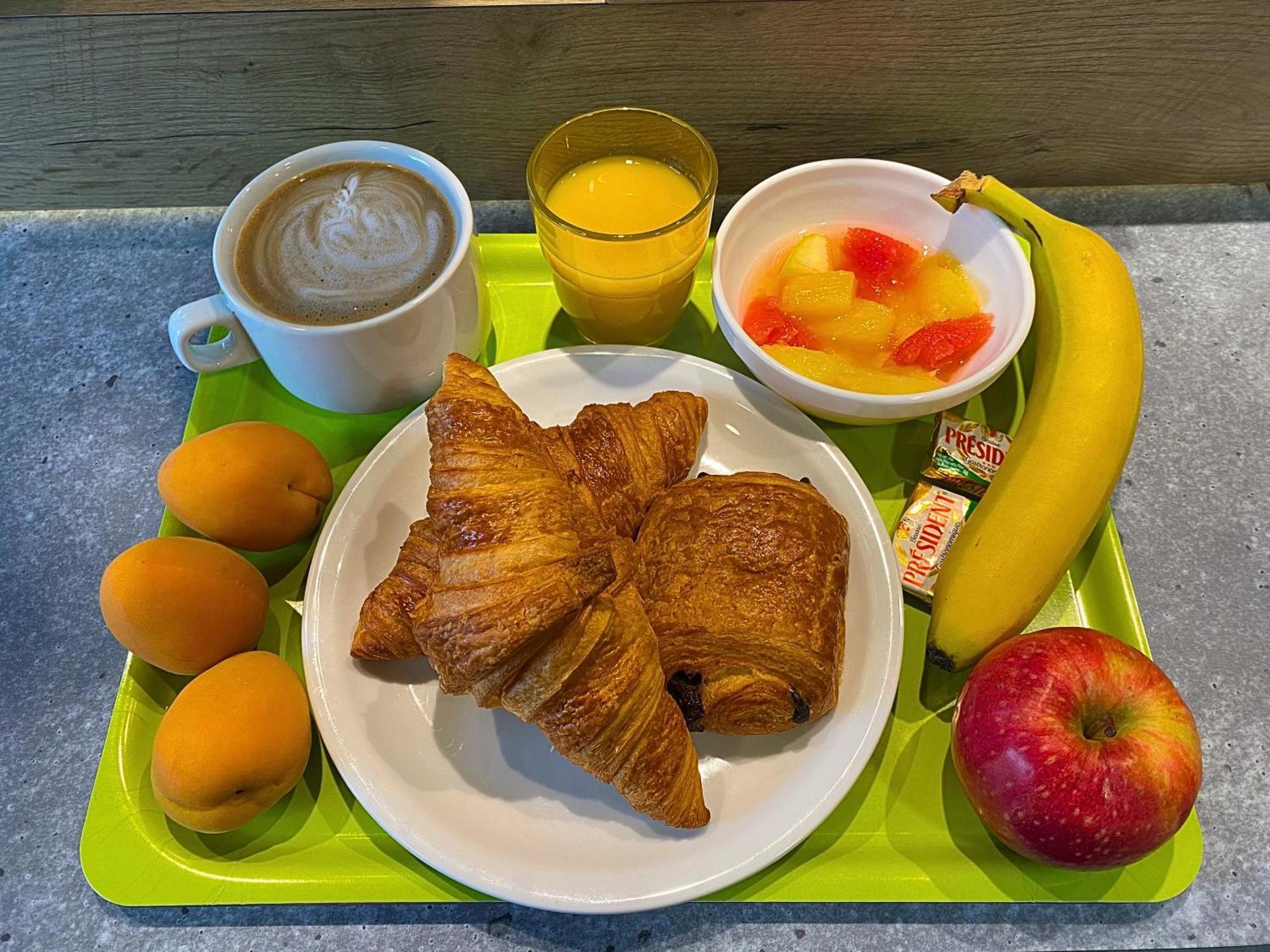 Ibis Budget Coutances Eksteriør billede